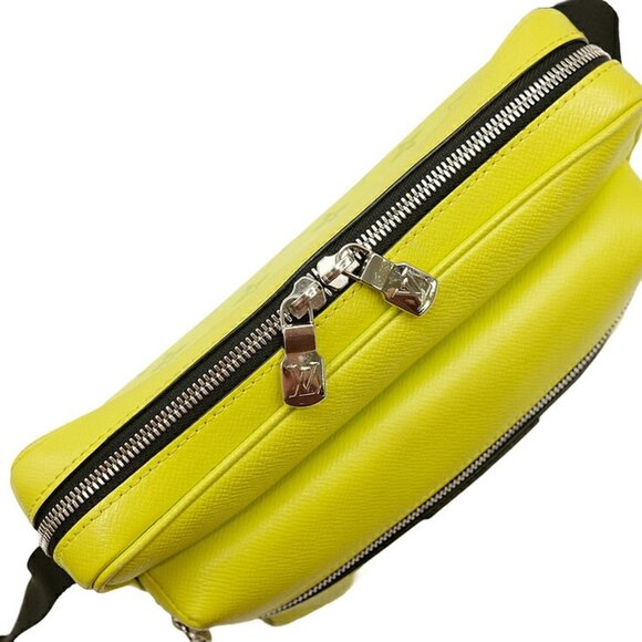 LOUIS VUITTON Yellow Leather Hobo Bag - Picture 10 of 16